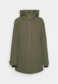 Olijfgroene waterdichte jas met een capuchon, rits aan de voorkant en verstelbare manchetten. Beschikt over een gladde, matte textuur en een minimalistisch ontwerp.