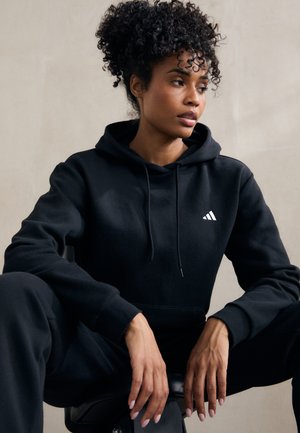 adidas Sportswear ESSENTIALS SMALL LOGO FEEL COZY HOODIE - Kapuzenpullover - black