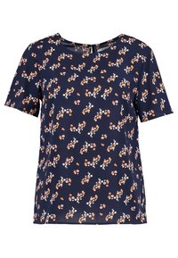Tmavě modrý top s krátkými rukávy, zdobený květinovým vzorem v oranžové a bílé barvě, kulatý výstřih a volnější střih. Hladká látka s jemným leskem.