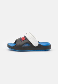 Tommy Hilfiger - SOLEIL UNISEX - Sandalias planas - black/white Imagen en miniatura 1