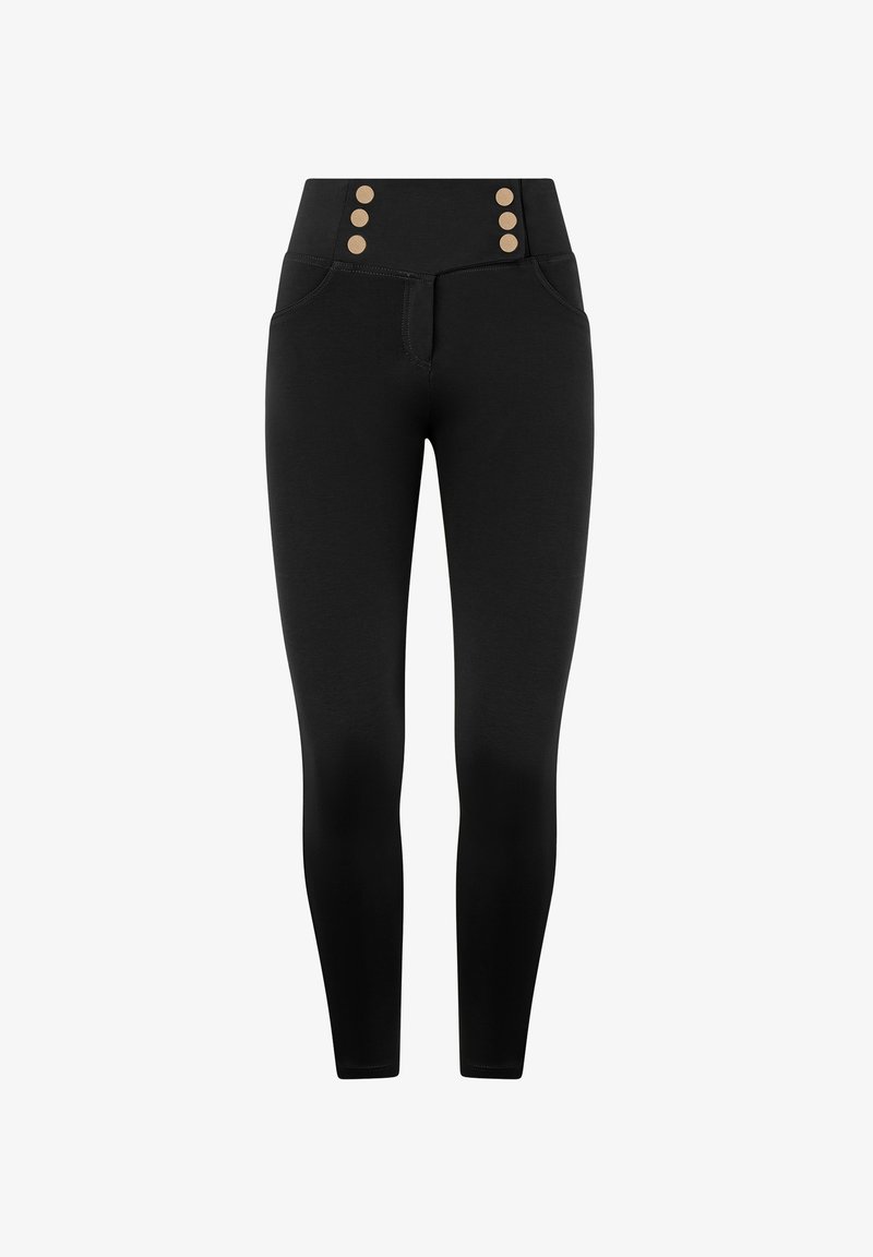Leggings negros de cintura alta hechos de tela elástica, con botones dorados en la cintura y dos bolsillos laterales. Textura suave en toda su superficie.