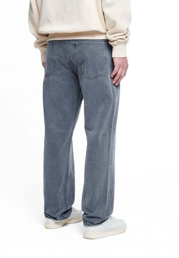 BAURES STRAIGHT - Straight leg jeans4