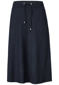 Tmavě modrá denním sukně s nastavitelným pasem, s texturovaným povrchem a midi délkou. Žádné viditelné kapsy.