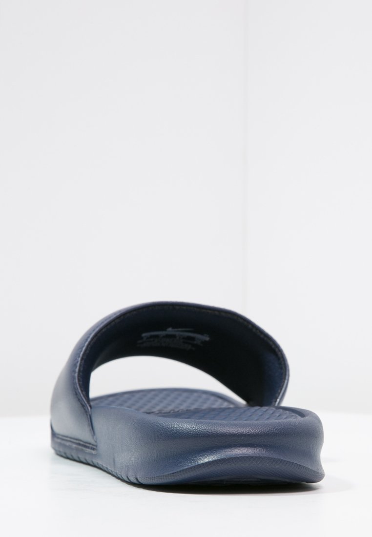 nike benassi slides navy blue
