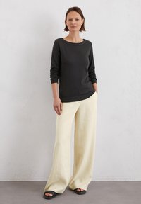 Marc O'Polo REGULAR AUS - Longsleeve - black