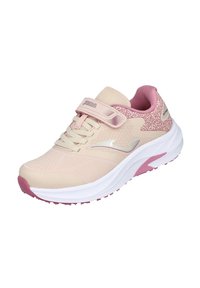 Zapatilla deportiva de color rosa claro con parte superior de malla texturizada, correa ajustable y suela de goma blanca con acentos en rosa. Presenta un patrón geométrico.