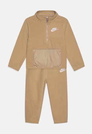 LIFESTYLE ESSENT ZIP UNISEX SET - Survêtement - hemp