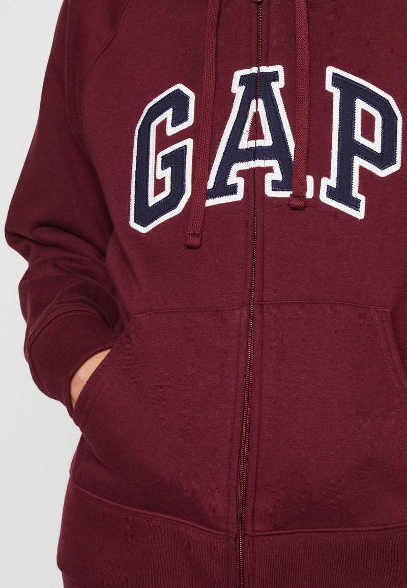GAP HERITAGE - Zip-up sweatshirt - ruby wine/bordeaux - Zalando.de