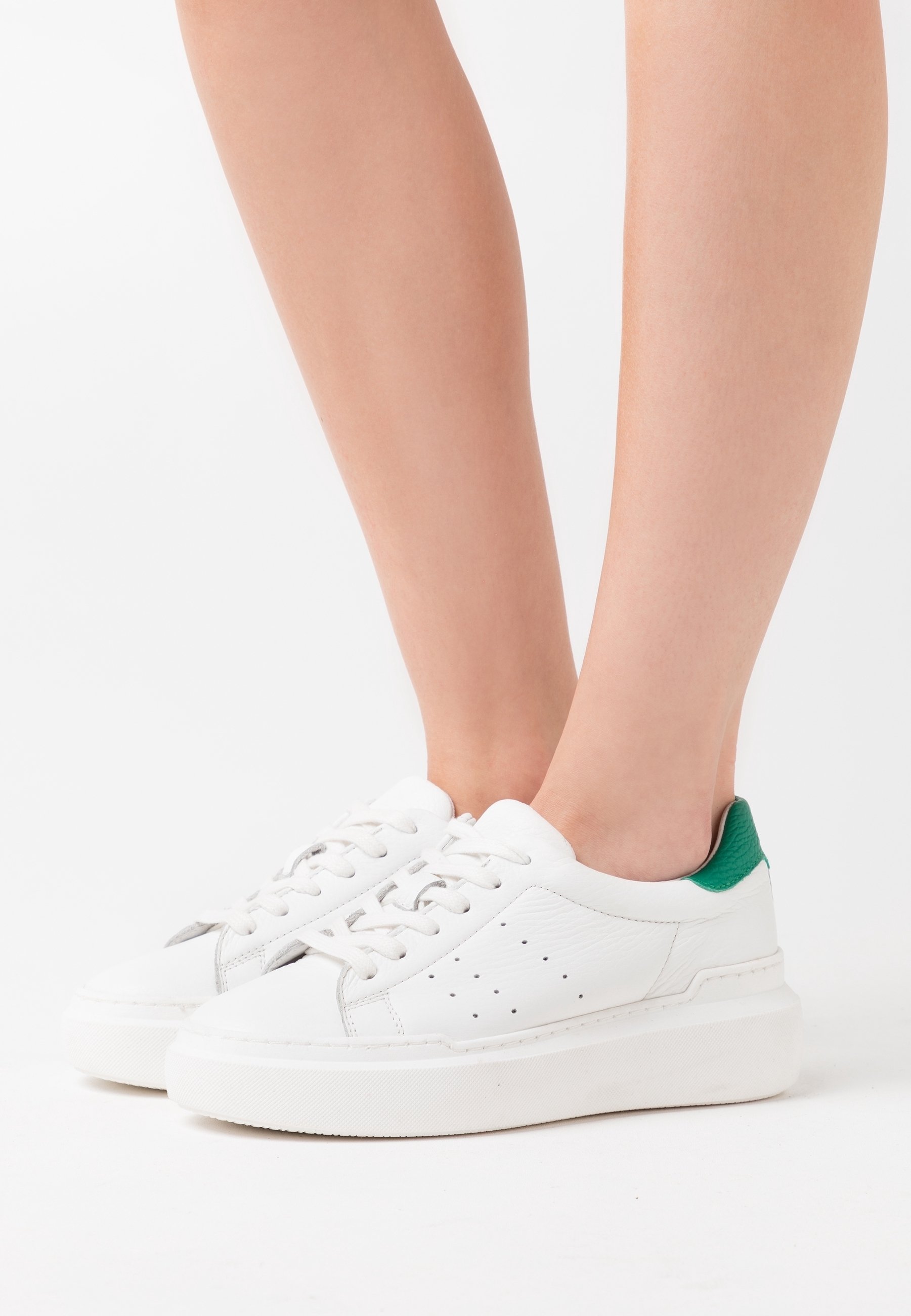 Zign Sneakers laag - white/wit - (Pre-owned) - Zalando.be