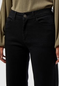 Desires DEFLORENCE FIVEPOCKET - Platėjantys džinsai - black