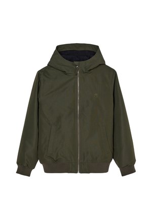 Veste à capuche vert olive avec fermeture éclair à l'avant, deux poches latérales, poignets et taille côtelés sur fond blanc.