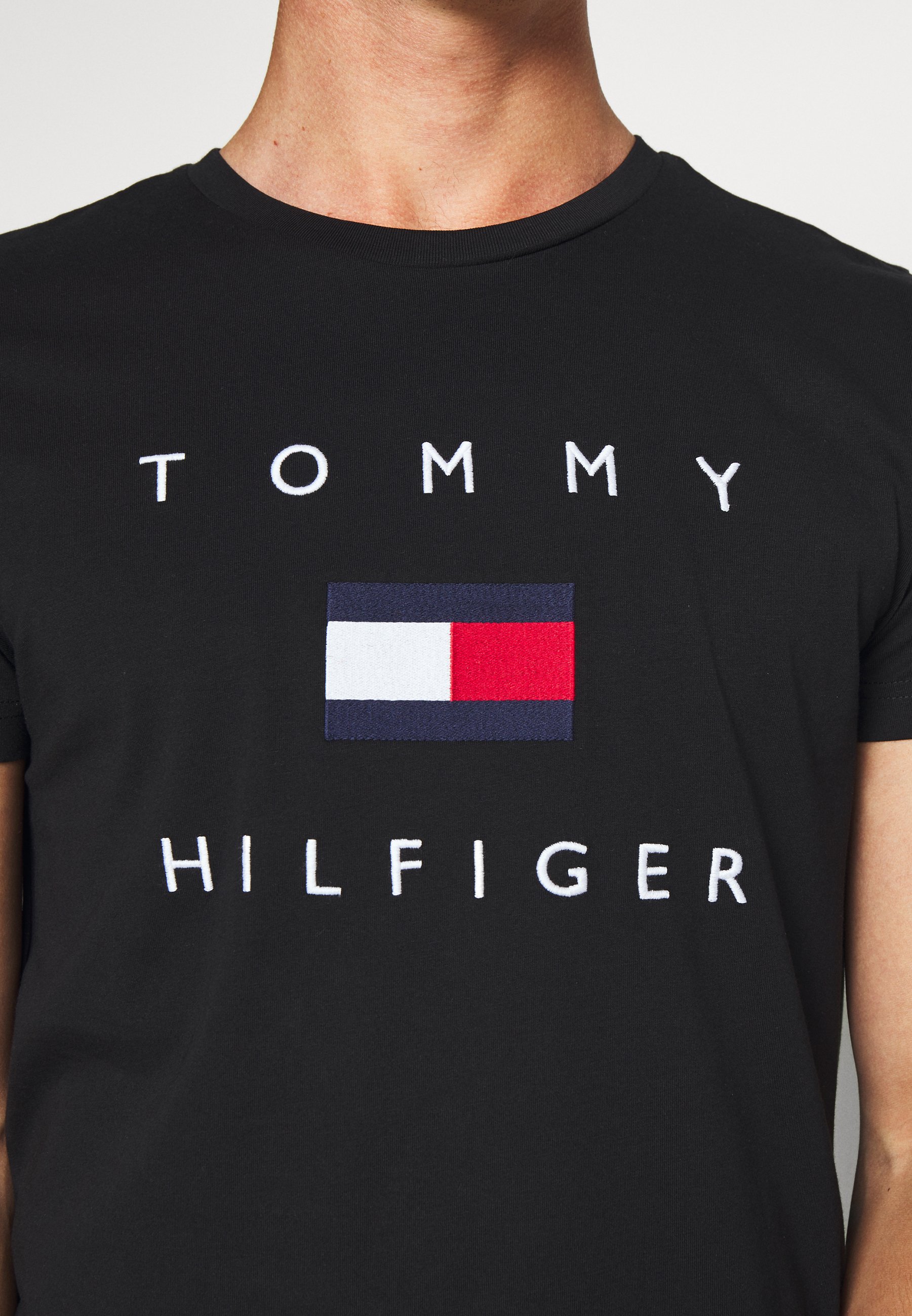 Tommy Hilfiger FLAG TEE - T-shirt print 