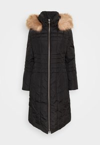 Svart vadderad vinterjacka med hög krage, huva med pälsdetalj och dragkedja framtill. Har sidofickor och en figursydd silhuett.