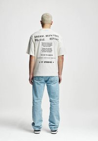 2Y Studios CREATOR - Marškinėliai su spaudiniu - off white