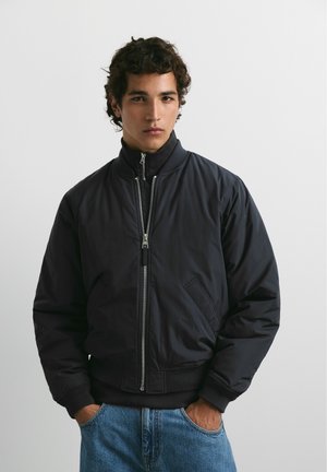 PULL&BEAR, PADDED BOMBER JACKET - JACKET - Blouson bomber - black