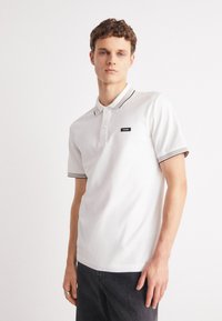 Calvin Klein MULTI TIPPING  - Polosärk - bright white/london fog