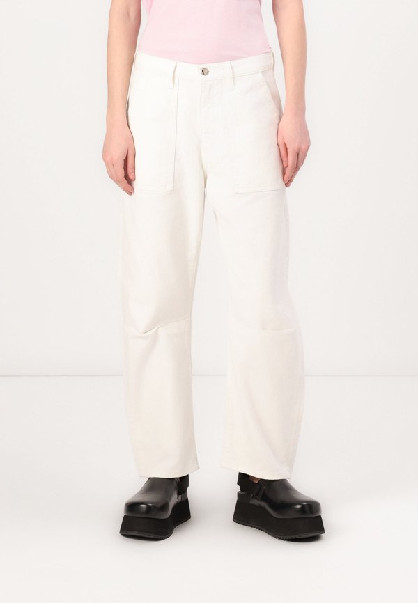 POLA  - Straight leg jeans