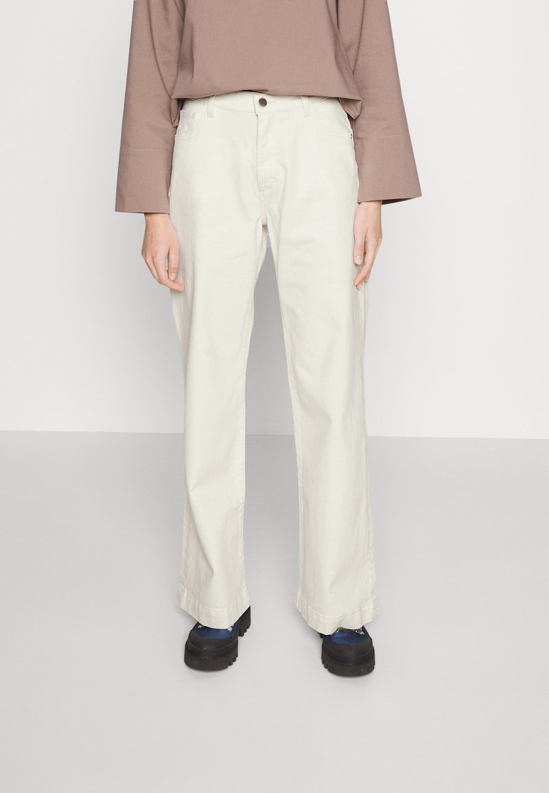 DL1961 ZOIE WIDE LEG RELAXED VINTAGE Jean bootcut ecru vintage/écru