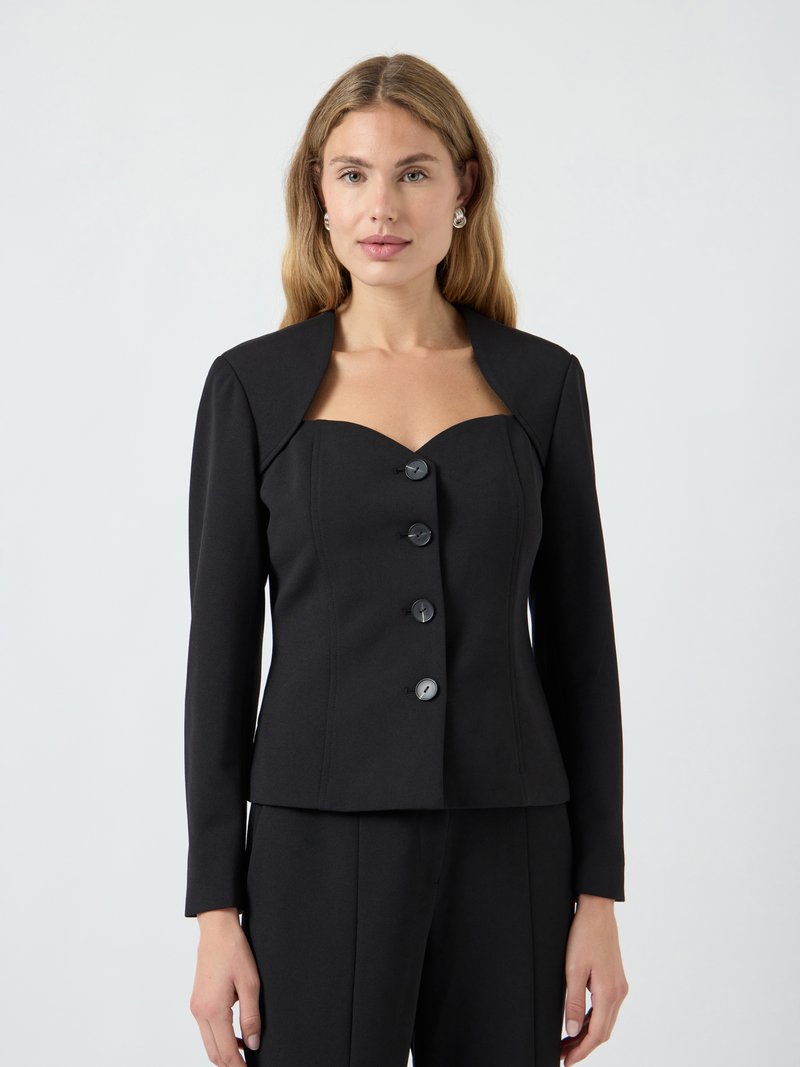Schwarze, taillierte Jacke mit Herz-Ausschnitt, langen Ärmeln und sechs großen Knöpfen an der Vorderseite; glattes Material mit strukturiertem Design.