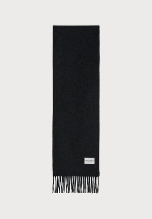 Sciarpa nera in lana con una texture liscia, bordi rifiniti e frange decorative nella parte inferiore. Include una piccola etichetta bianca del marchio.
