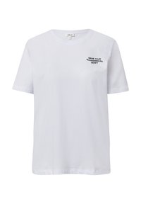 T-shirt en coton blanc à manches courtes et col rond. Présente le texte noir "PRENDS TON COEUR EN PAIN D'ÉPICÉ" sur le devant à gauche.