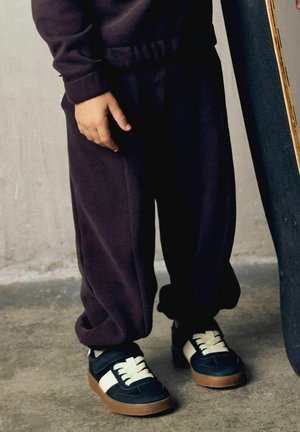 Name it, SWEATPANTS REGULAR FIT - Tracksuit bottoms - chocolate plum