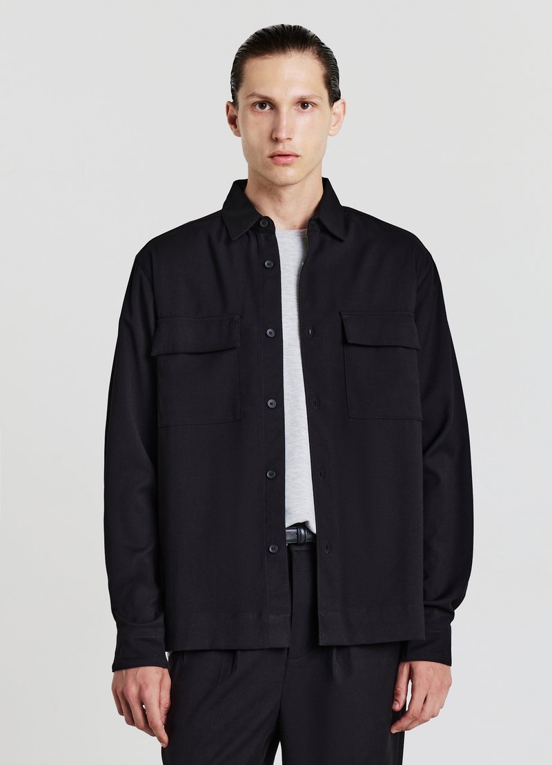 Calliope CON TASCONI - Camicia - nero