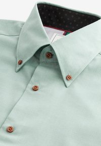 Next Hemd - green
