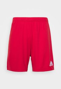 Pantalones cortos deportivos rojos fabricados con un material ligero, con una cintura elástica y el logo de Adidas en blanco en la parte inferior derecha.