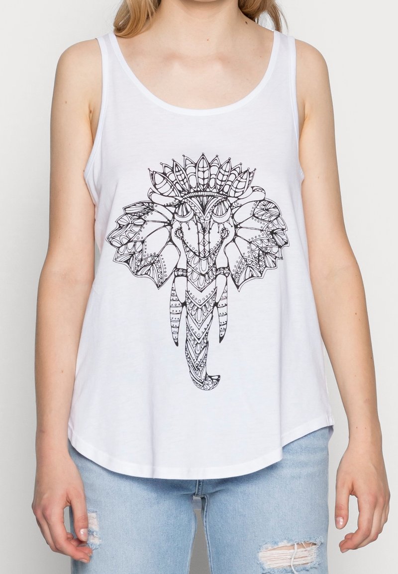 Camiseta sin mangas blanca con un gran gráfico de un elefante negro con patrones intrincados, dobladillo redondeado y un corte relajado. Fabricada con tejido ligero.