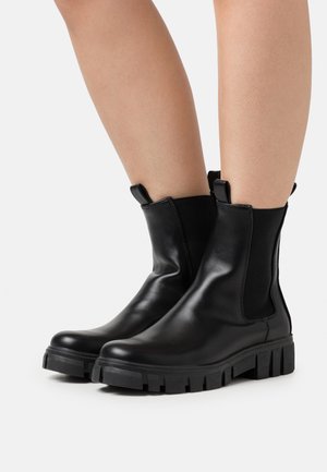 Vero Moda VMSIWIE - Botine cu platformă - black