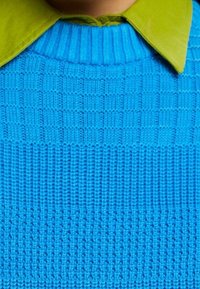 Esprit Stickad tröja - blue