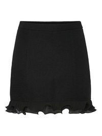 Svart mini-skjørt med teksturert stoff, med en rynket nederkant. Glatt midje og plisserte detaljer gir subtil interesse til designet.