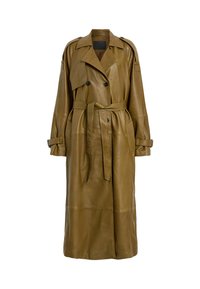 Olijfgroene leren trenchcoat met dubbele knoopsluiting aan de voorkant, een ceintuur in de taille, zijzakken en knoopdetails op de mouwen. Soepele textuur.