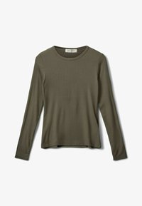 Unselected, army green