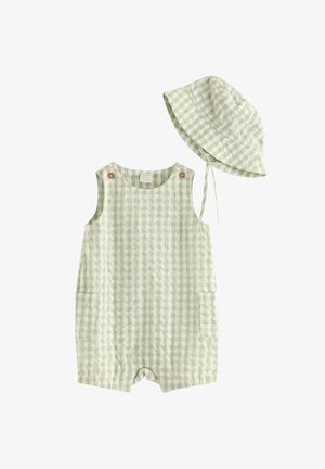 Vaaleanvihreä ja valkoinen ruudullinen haalari vauvalla, jossa on etutaskut ja puiset napit, yhdistettynä sopivaan aurinkohattuun, jossa on leuan alle sidottavat nauhat.
