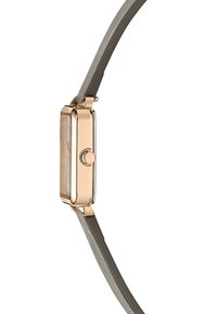 Rechteckige Uhr mit einem Gehäuse aus roségoldenem Edelstahl, Mineralglas und einem strapazierfähigen, hellgrauen Lederarmband. Auf der Seite befindet sich eine Krone.