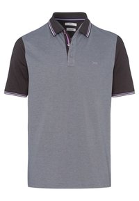 Polo shirt avec corps gris et manches noires, featuring un col à deux boutons, des rayures violettes et un petit emblème sur la poitrine.