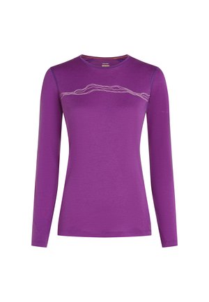 Langarmshirt van levendige paarse stof met een gladde textuur en een golvend wit patroon over de borst. Ronde halsontwerp.