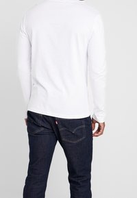 Pier One Pitkähihainen paita - white