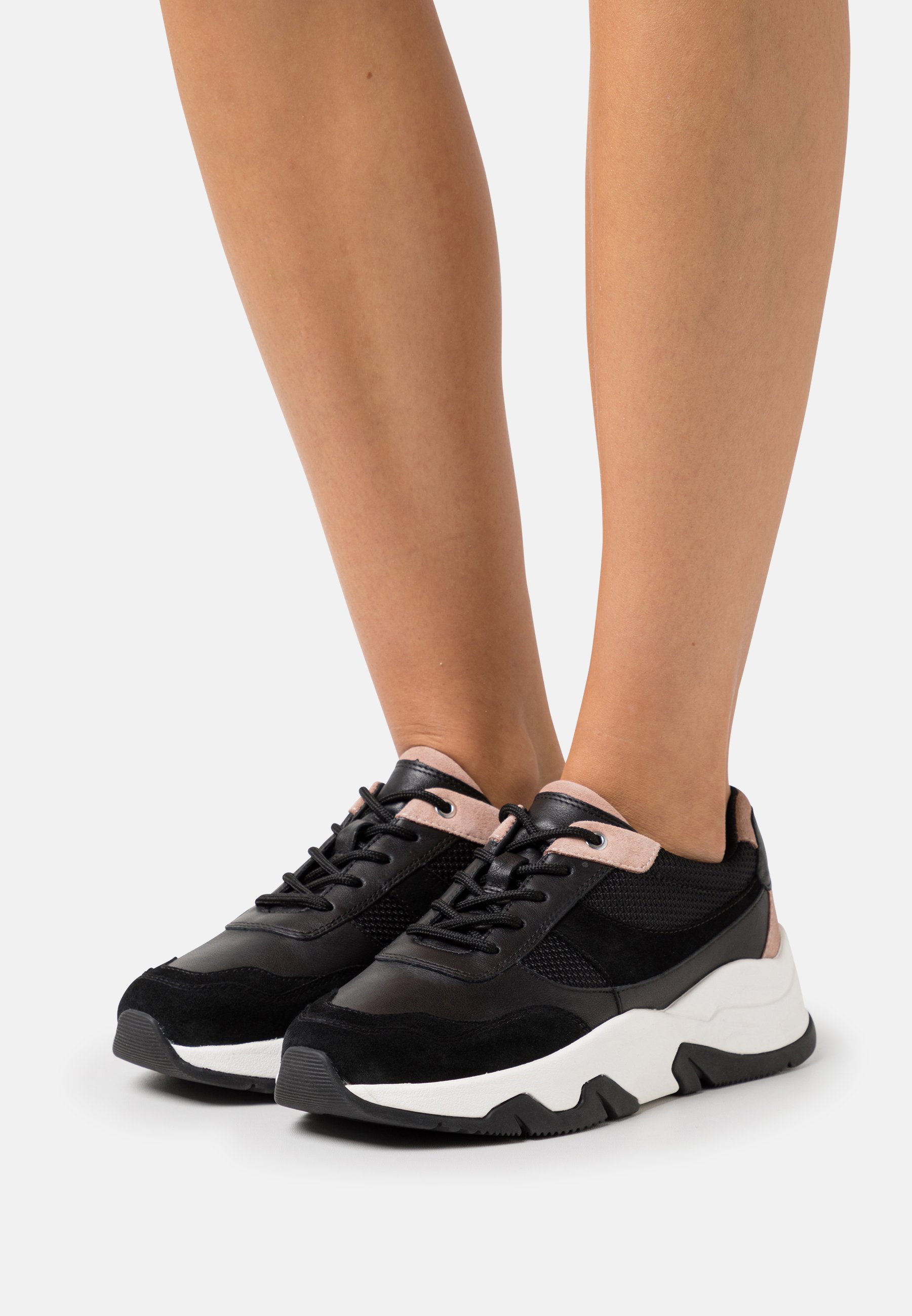Geox KRISTENE - Sneakers laag - black/dark rose/zwart - Zalando.be