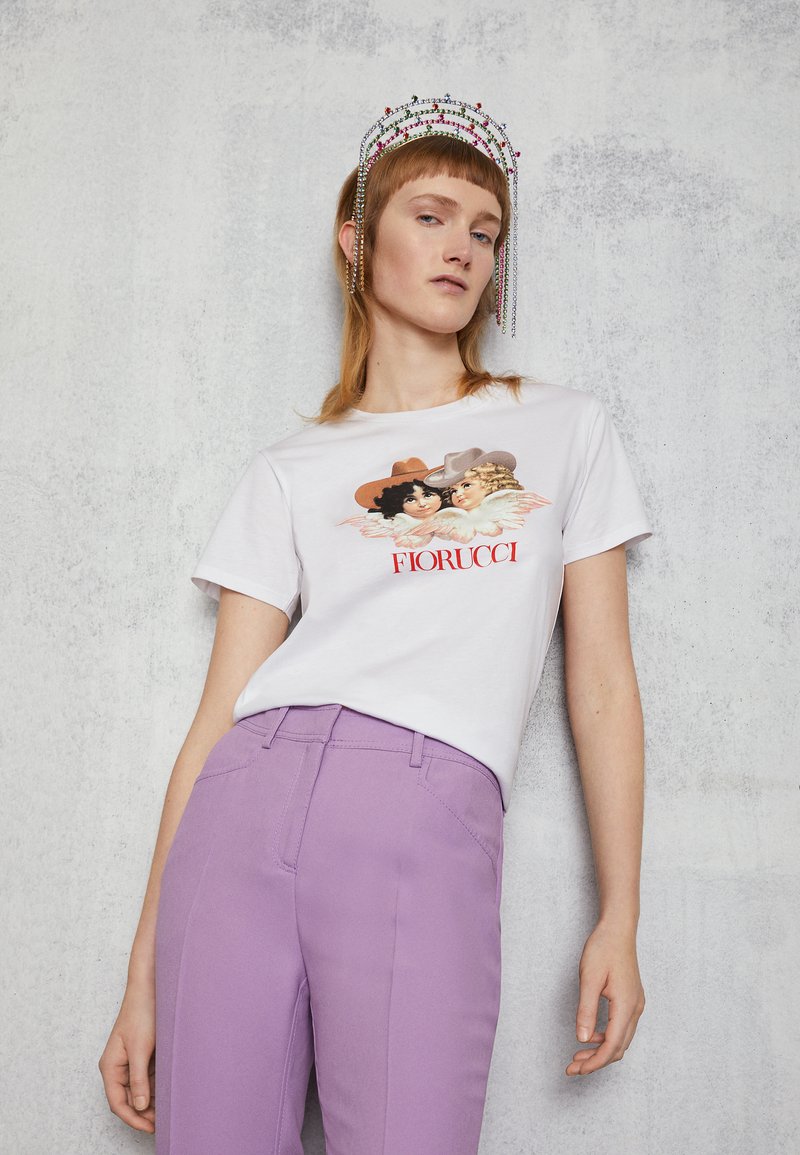 Damen Kleider | Fiorucci COWBOY ANGELS TEE T-Shirt print white/weiß - YP85794 Damen Kleider | Fiorucci COWBOY ANGELS TEE T-Shirt print white/weiß - YP85794