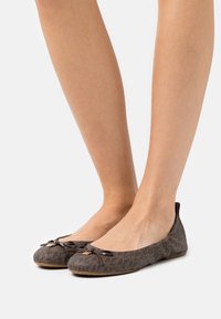 MICHAEL Michael Kors Ballerines - cognac