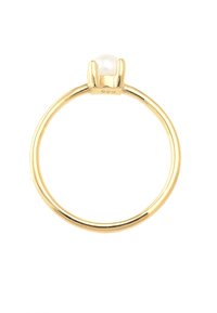 Goldplattierter Ring mit einer glatten runden Perle, die in einer Vierkralleneinstellung gefasst ist, mit einer polierten Hochglanz-Oberfläche und einem schlanken Banddesign.