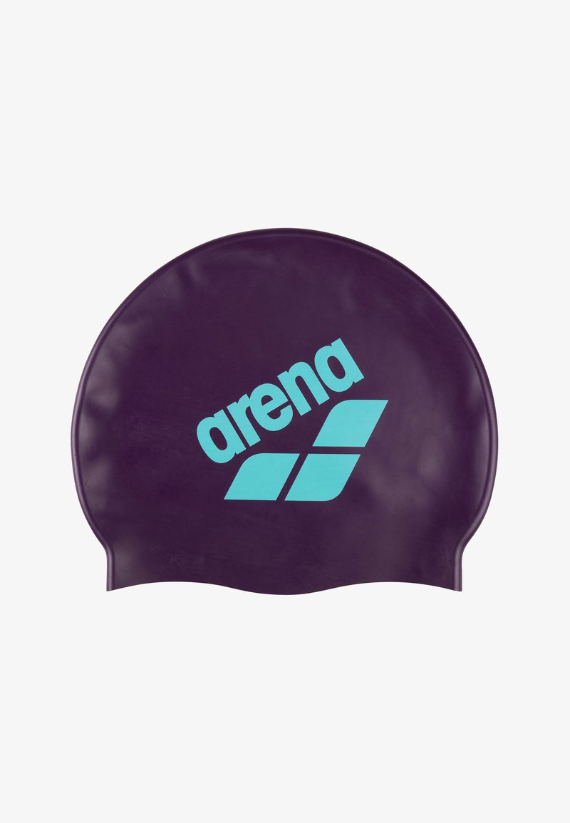 Lila simmössa med blå "arena"-logotyp och geometrisk design centrerad på vit bakgrund.