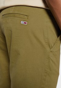 Tommy Jeans Pantalon classique - olive