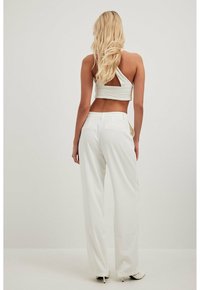 NA-KD Top - white