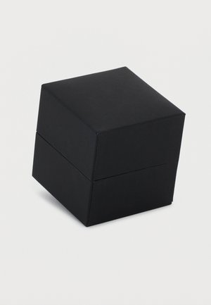 Rankning 8: FAVELA - HANDCRAFTED UNISEX - Ringar