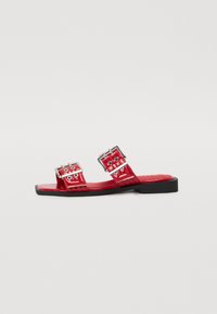 ROLLY - Mules - red crinkle patent