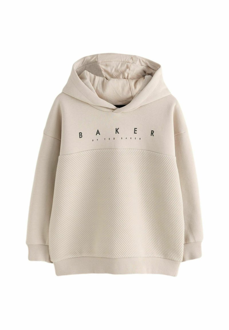 Béžová mikina s kapucňou, ktorá má textúrovanú dolnú časť a hladkú hornú sekciu. Predný potlač znie "BAKER by TED BAKER."
